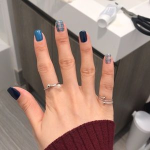 Super cute rings🌹! One set! 2 rings！